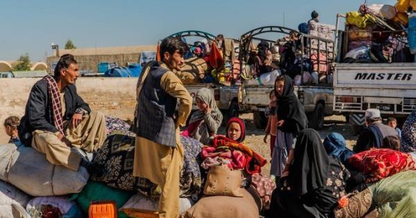 一天内有200多个阿富汗家庭从伊朗和巴基斯坦被驱逐出境