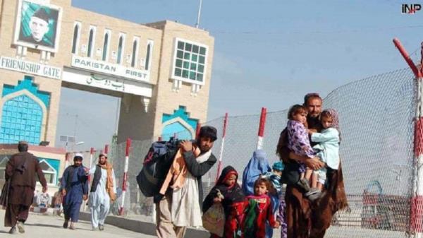将近1000名阿富汗移民被驱逐出境，12名囚犯从巴基斯坦监狱获释